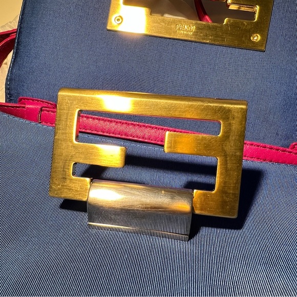 Fendi Fan Di Crossbody Bag - Picture 7 of 13